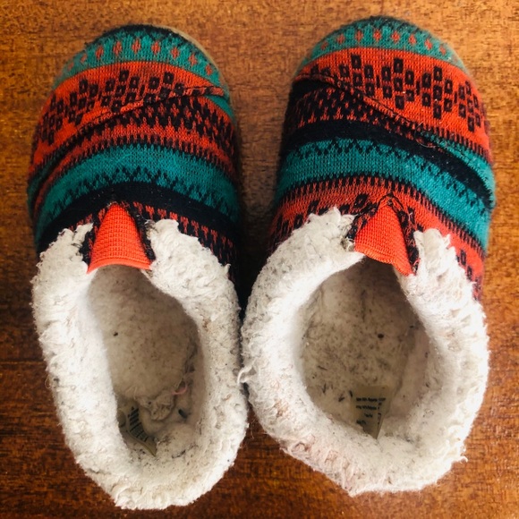 TOMS - Picture 3 of 3